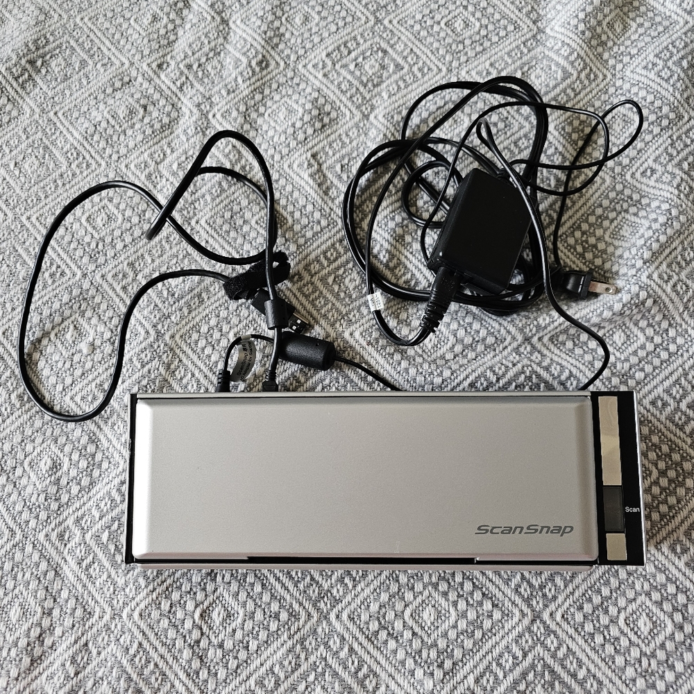 Fujitsu ScanSnap s1300… BRICK